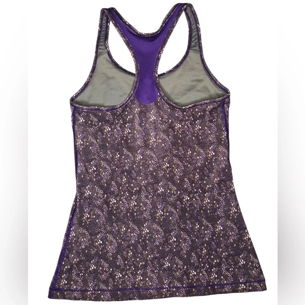 NIKE Dri-Fit Racerback Built in Bra Tank Top